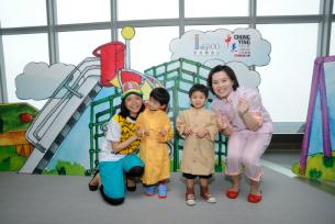 Sky-high 360-Degree Performance involves children in an interactive drama